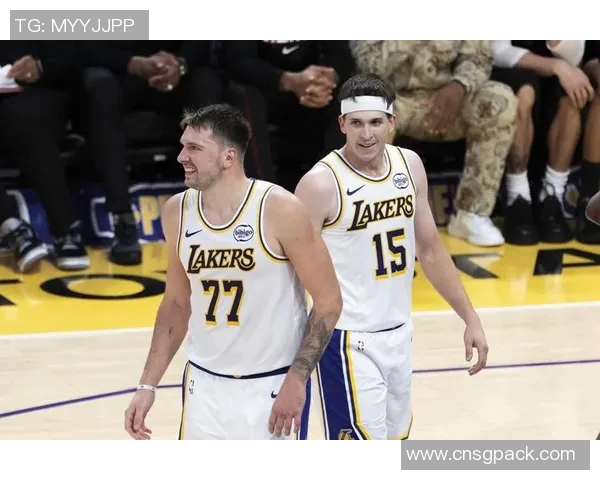 2019年湖人队与黄蜂队精彩对决回顾及赛季分析